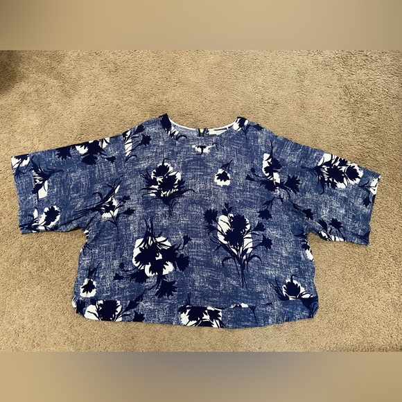 Boden Crop Top Women's US Plus Size 18 Short Sleeve Blouse Blue Floral Zipper - Picture 1 of 8